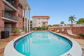 Luxe 2BR Escape Fort Lauderdale